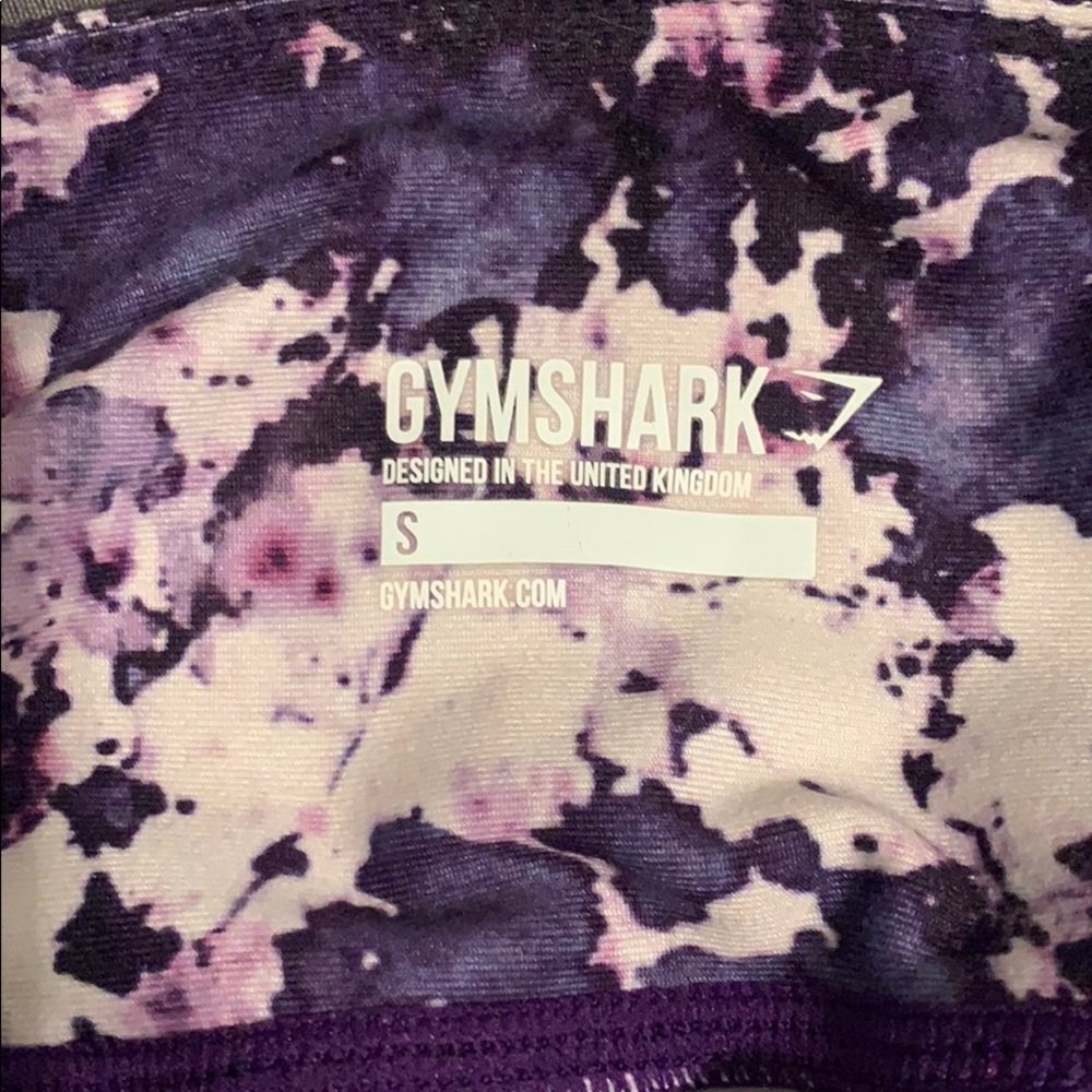 Gymshark leggings (rare).